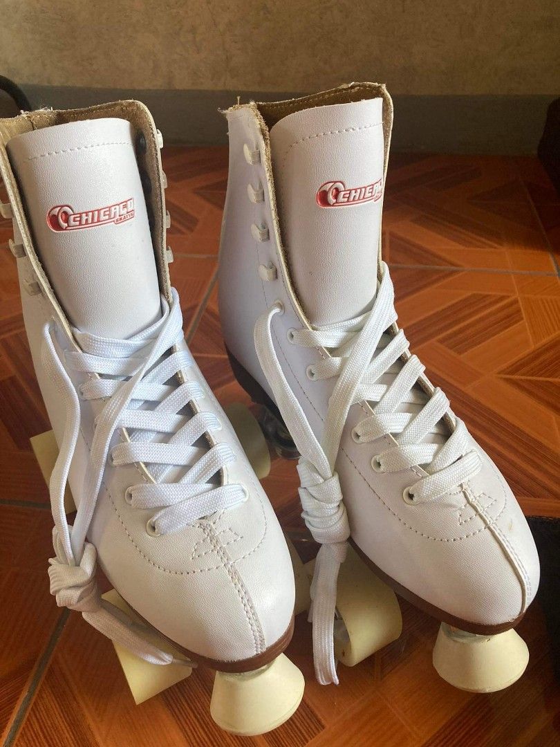 Chicago Skates Deluxe with Safety Gears, Sports Equipment, Sports