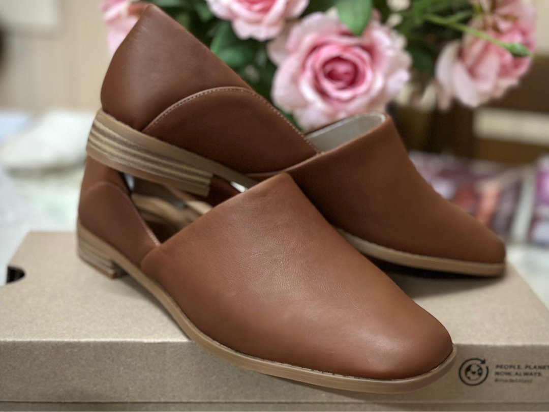 Clarks top pure bella