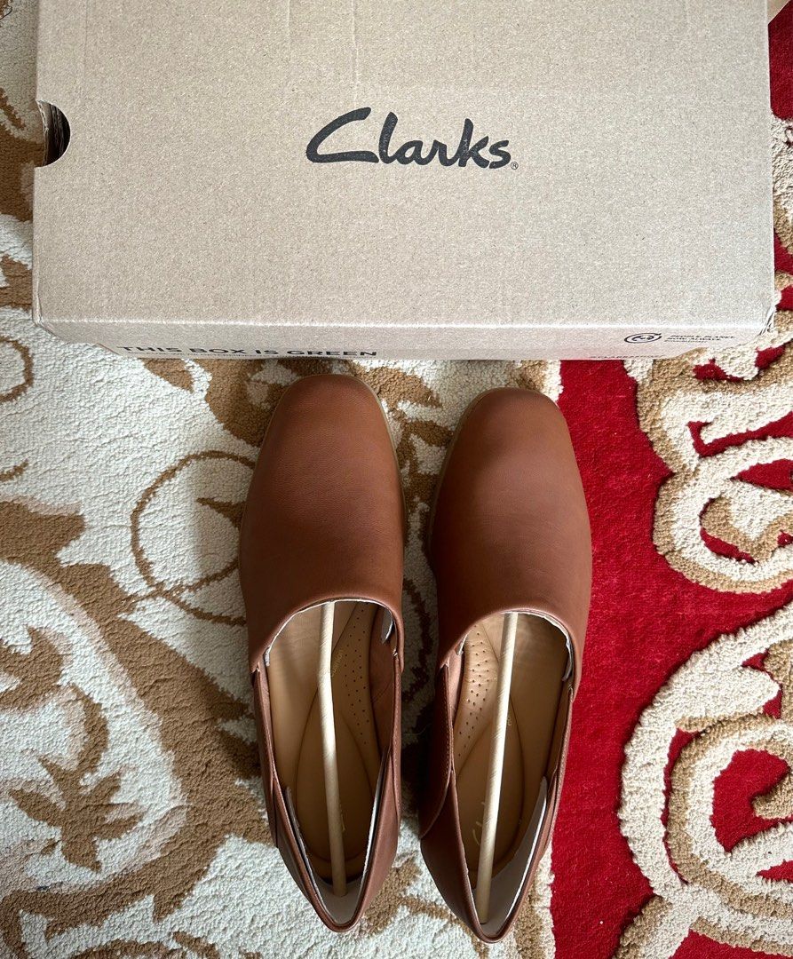 CLARK PURE BELLE DARK TAN LEA Women s Fashion Footwear Loafers