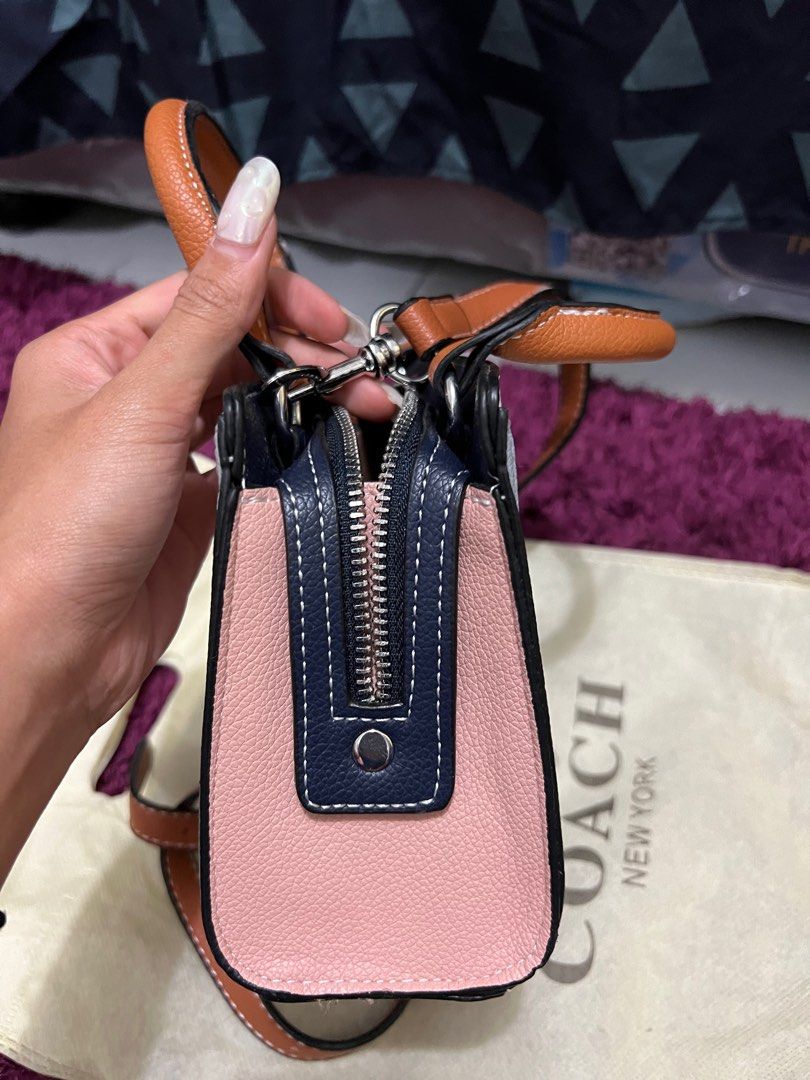 Coach Bag, Fesyen Wanita, Tas & Dompet di Carousell