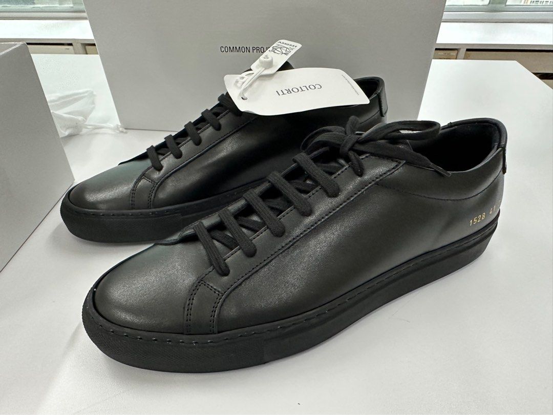 Common Projects size 41 Black leather sneakers, 男裝, 鞋, 波鞋