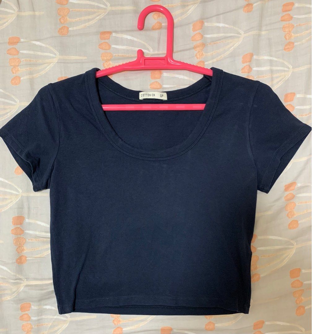 Cotton On Crop Top Bundle (white and navy blue) (Category: Shirts) located in San Pedro. Submitted by moonover (Listing ID 1207387803, Image 2). Description: Thick cloth — not see through Both size Small Very comfy! Rfs: Does not fit me anymore 🥲.
