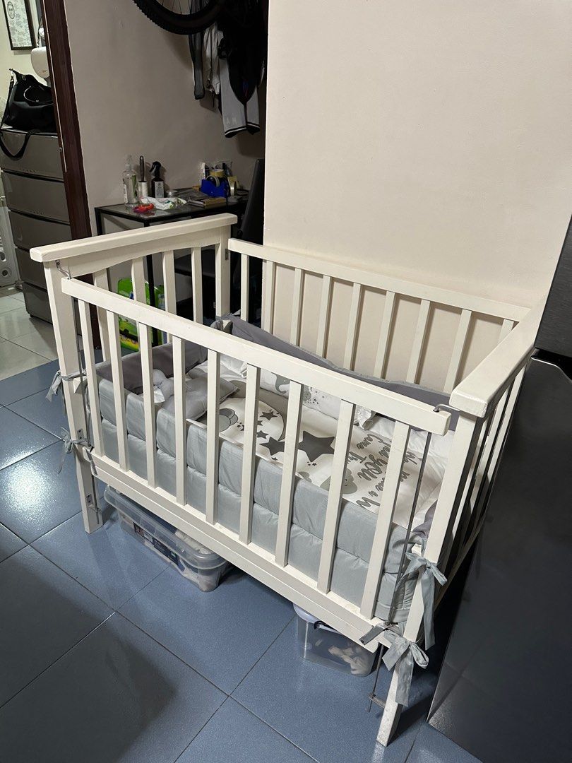 Crib foldable (Uratex Foam) complete set, Babies & Kids, Baby Nursery