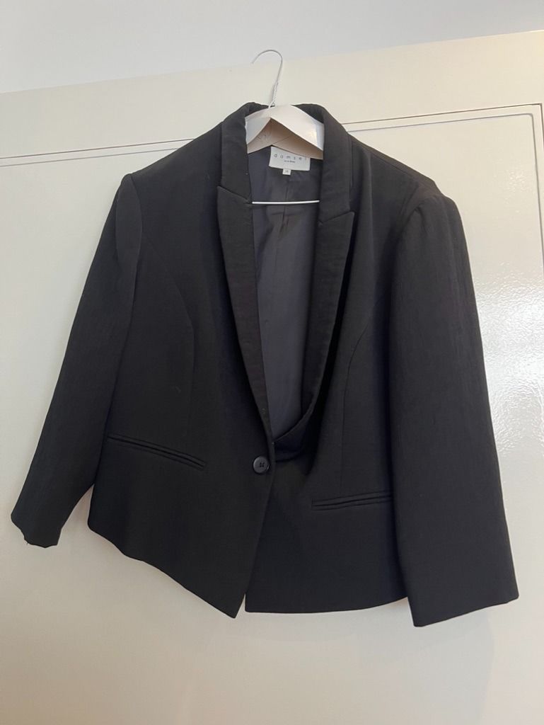 Damsel in discount a dress coats
