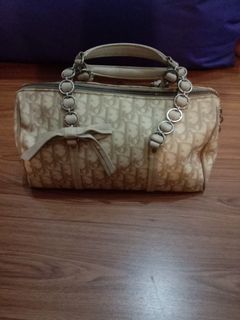 Dior mini auth