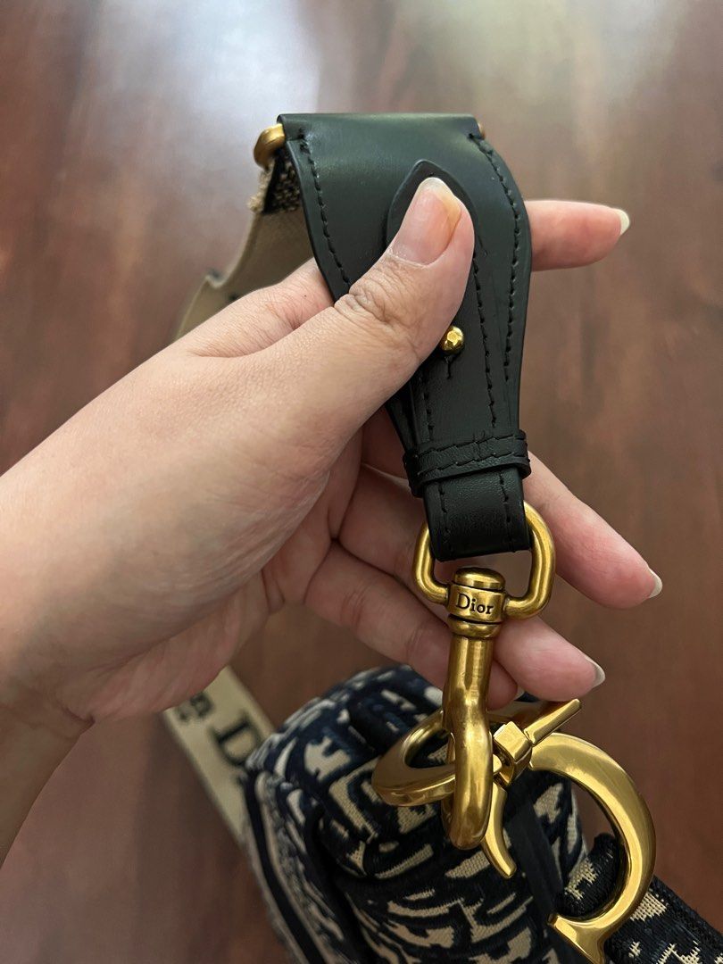 DIOR SADDLE BAG NAVY, Fesyen Wanita, Tas & Dompet di Carousell