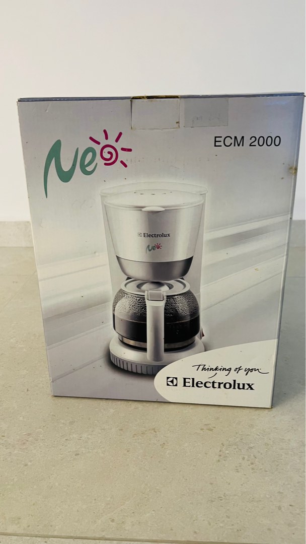 Electrolux coffee maker ECM2000, TV & Home Appliances, Kitchen
