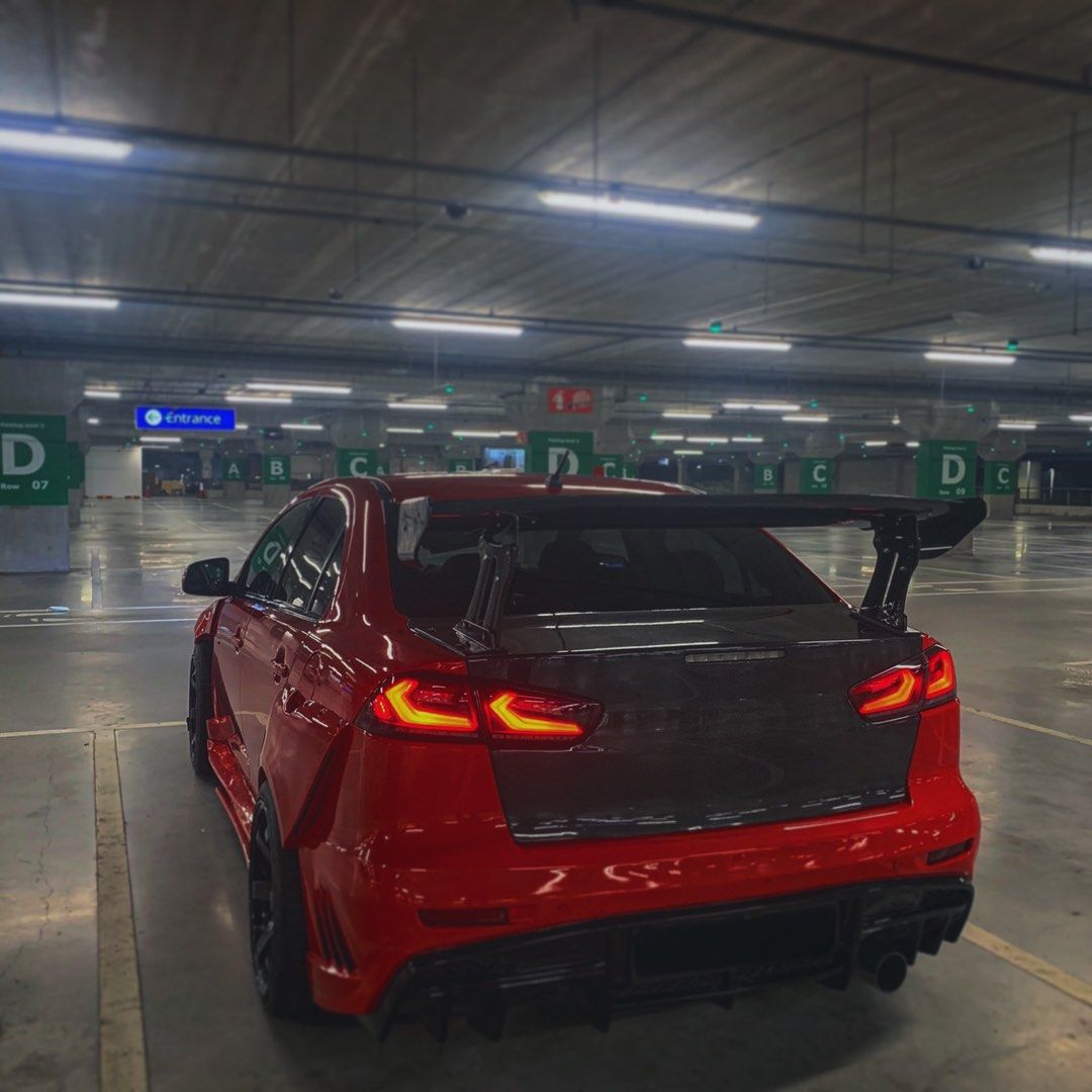 Evo x hotsell varis tail lights