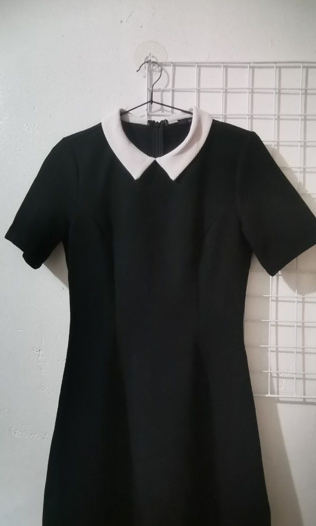 Black dress with white collar shop forever 21