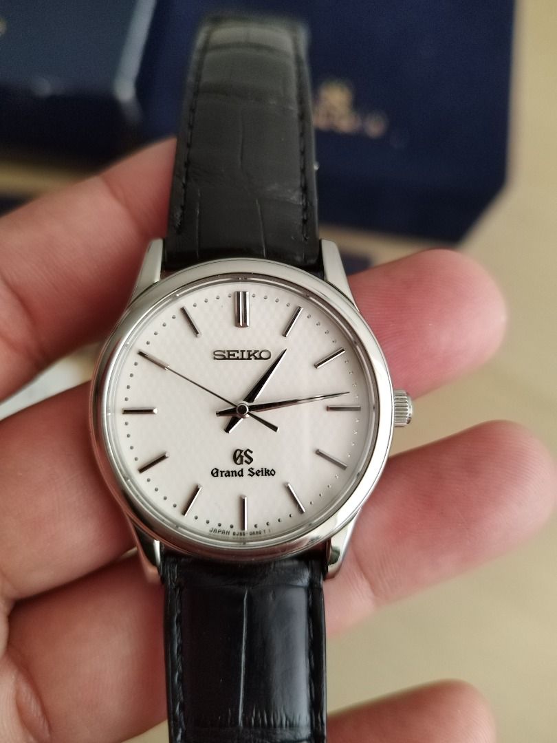 Grand Seiko SBGF029 8J55 35mm Quartz, Luxury, Watches on Carousell