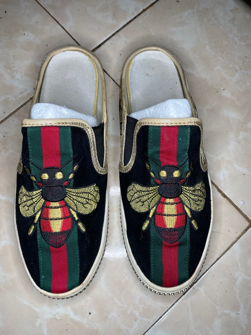 Gucci Embroidered Bee Slides, Men's Fashion, Footwear, Slippers ...