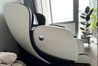 Hiro massage chair