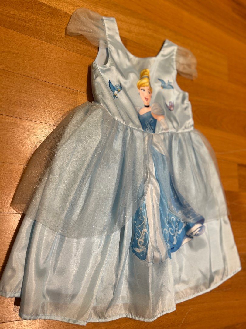 H&m store cinderella dress