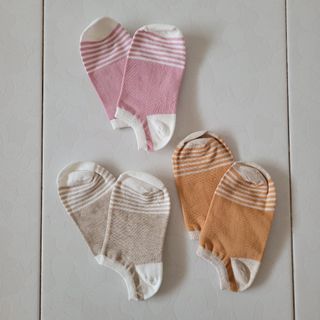 [Instock] 3 pair of socks