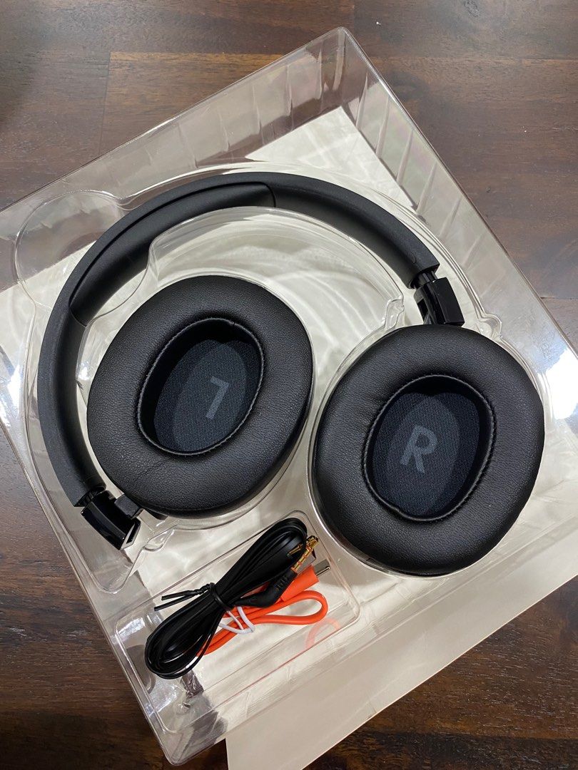 JBL TUNE 710 BT, Audio, Headphones & Headsets on Carousell