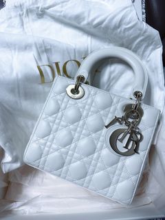 （分類：）位於 。 由 chaneldiorlover 提交（商品編號 1207346189，圖片 1）。簡介： 。