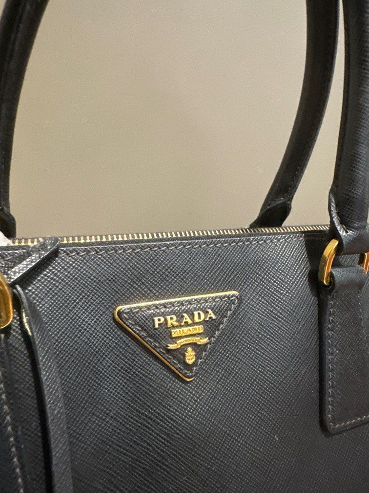 Galleria Saffiano Leather Tote in Black - Prada