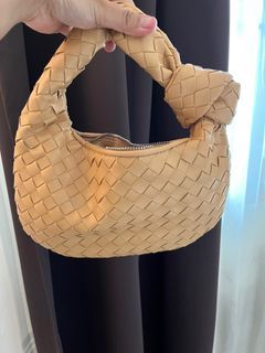 Leather bag