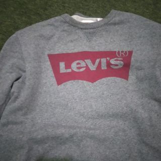 Levis