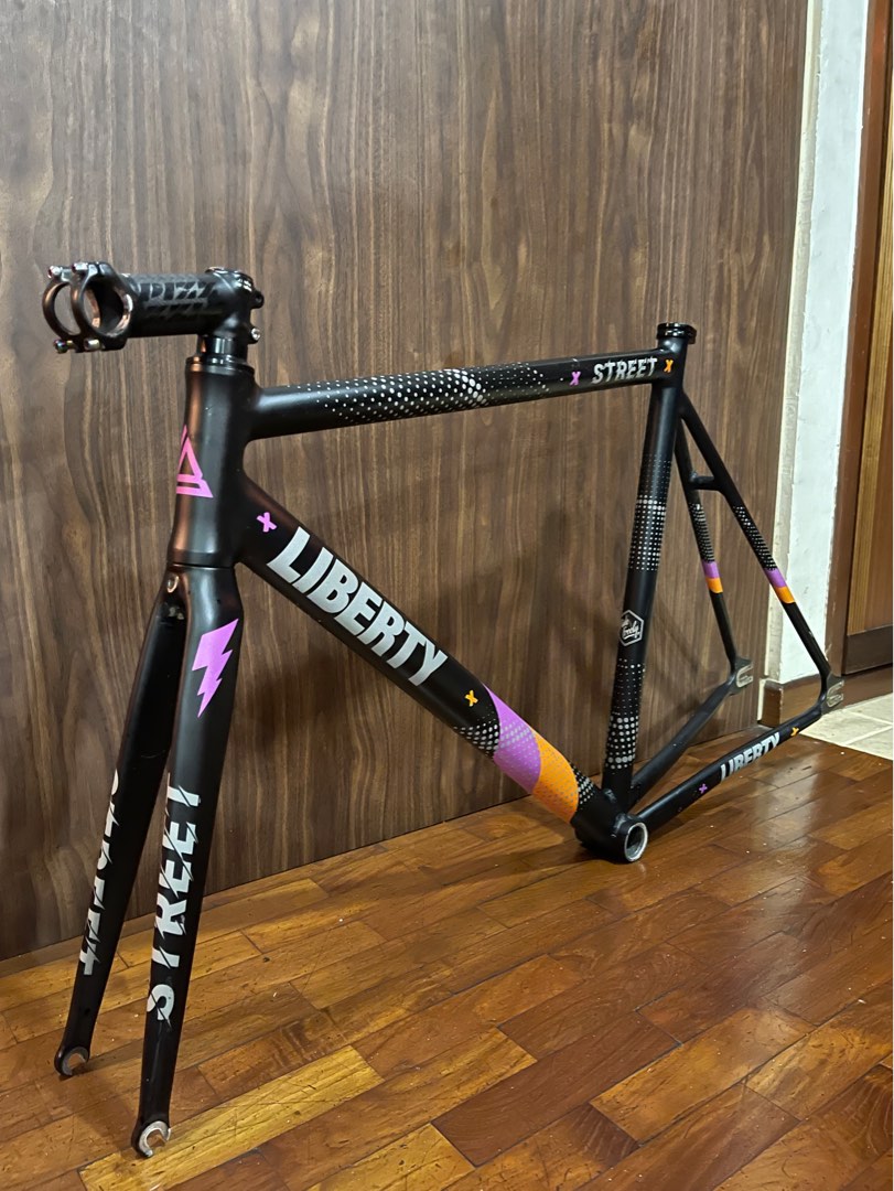 Liberty street bike store