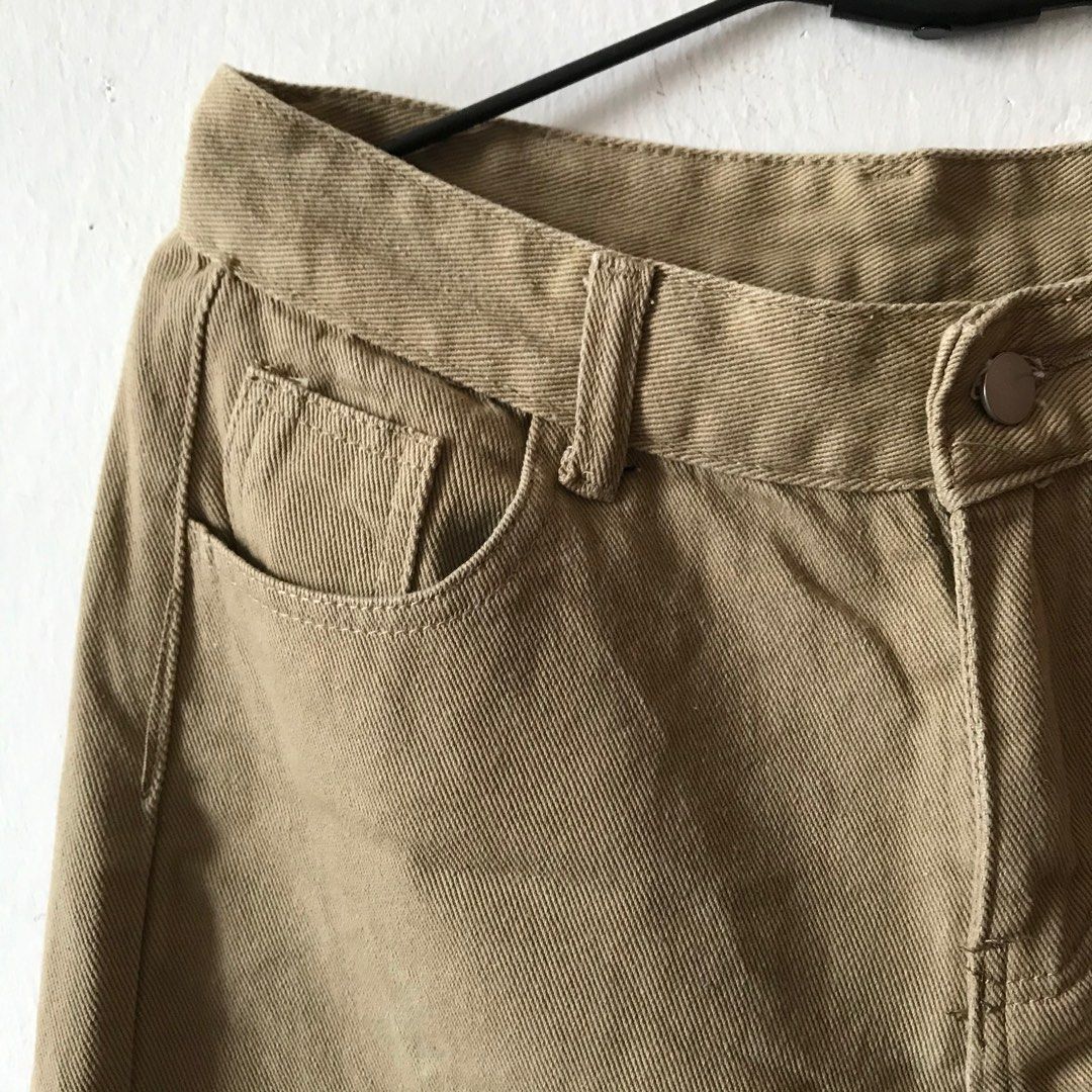 Light Khaki Jeans, Women's Fashion, Bottoms, Jeans & Leggings on Carousell