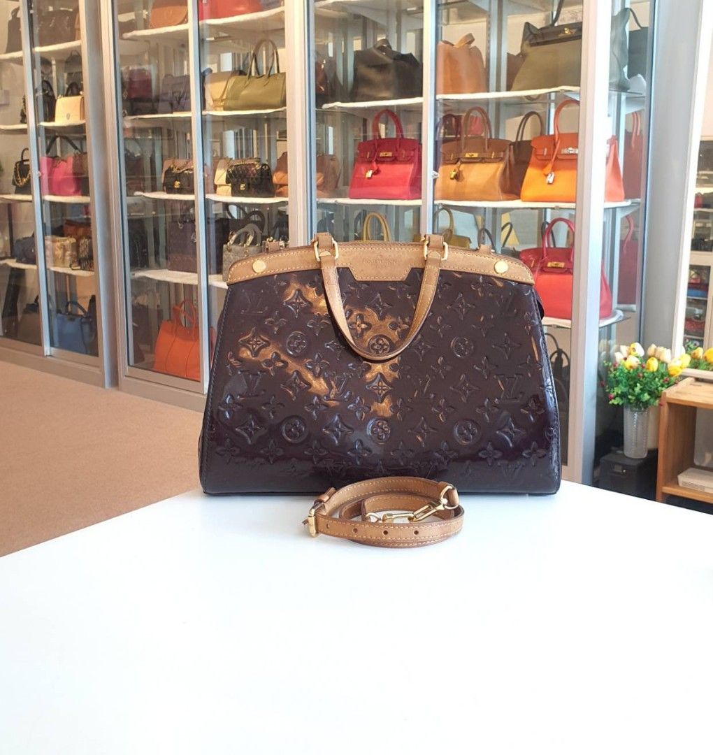 Louis Vuitton Vernis Brea MM, Luxury, Bags & Wallets on Carousell