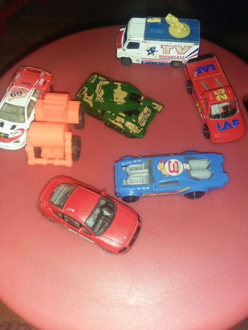 Monster truck Mcdonalds 2005 (Category: Vehicle & Diecast Models) located in Manila. Submitted by rrrrjds (Listing ID 1207245765, Image 3). Description: 50 pesos each. monster truck Mcdonalds 100pesos. take all toys for 300pesos..