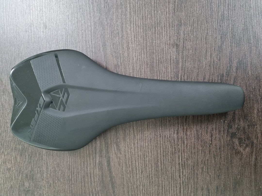 Merida saddle on sale