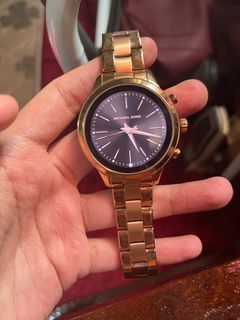 Michael kors smartwatch preloved