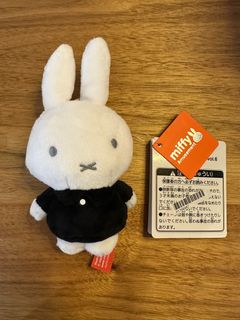 （分類：）位於 。 由 MyCinnamoroll 提交（商品編號 1207243273，圖片 1）。簡介： 。
