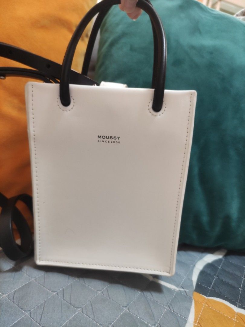 Moussy souvenir tiny shoulder discount