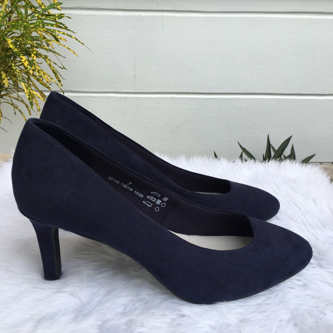 Navy pumps size 10 on sale