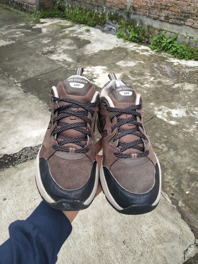New balance shop 609 brown