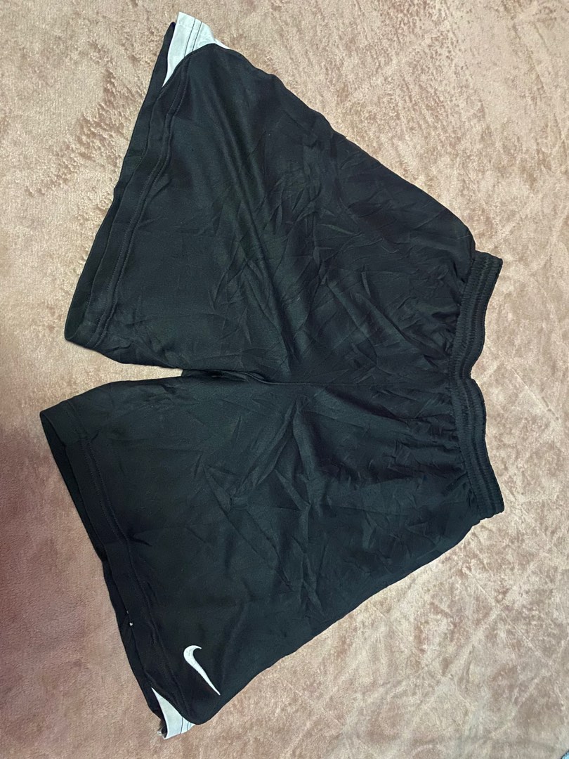 Nike Above The Knee Short, Men's Fashion, Activewear on Carousell