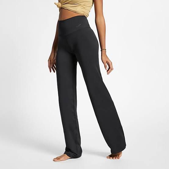 Nike ‼️Flare leggings, Women's Fashion, Activewear on Carousell
