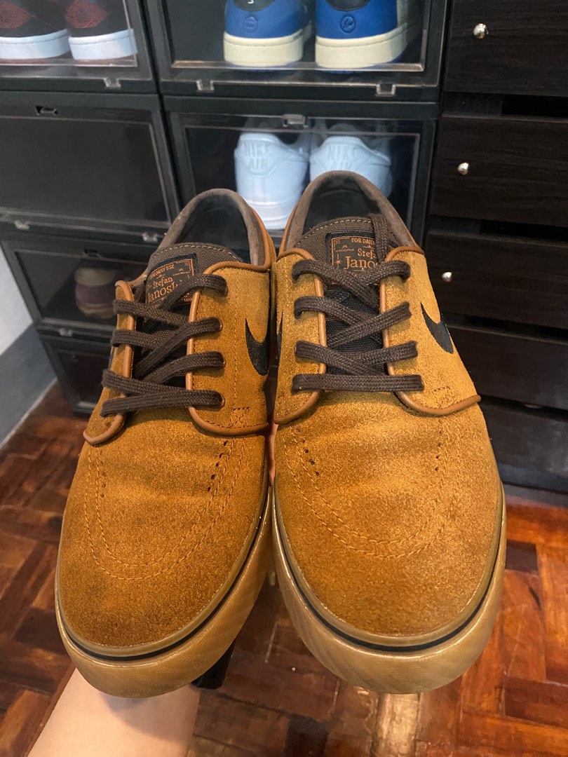 janoski hazelnut gum