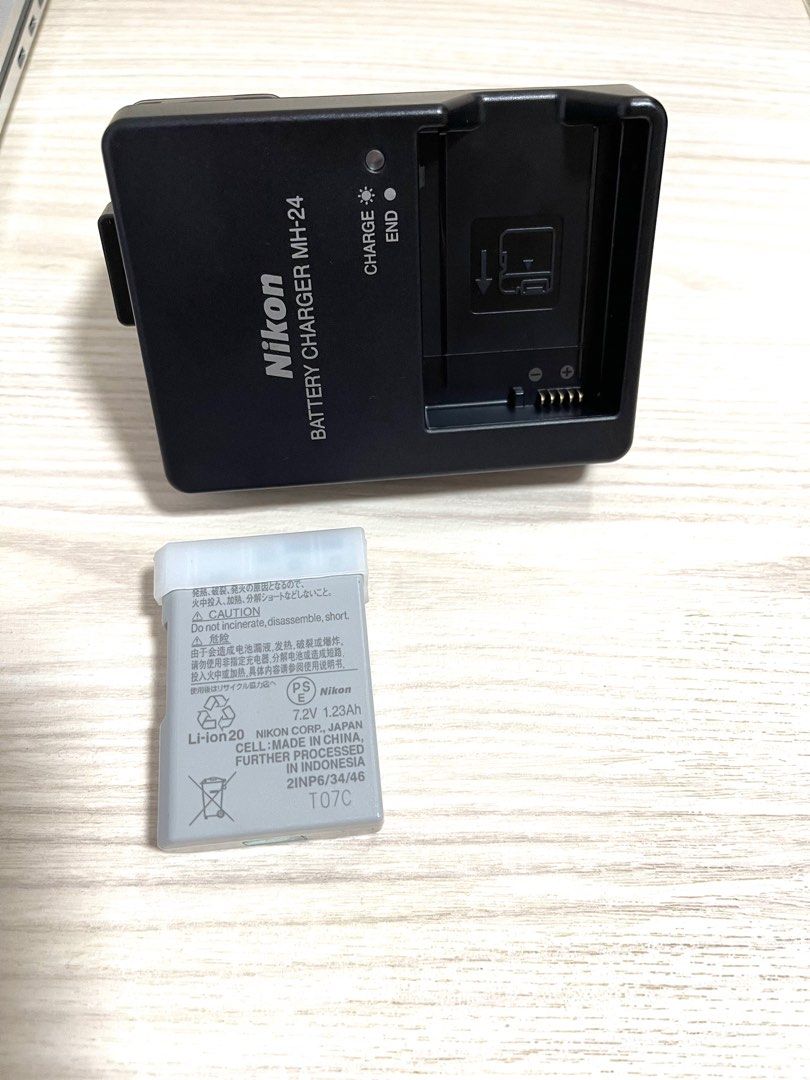 Nikon Battery charger and battery, Photography, Photography Accessories