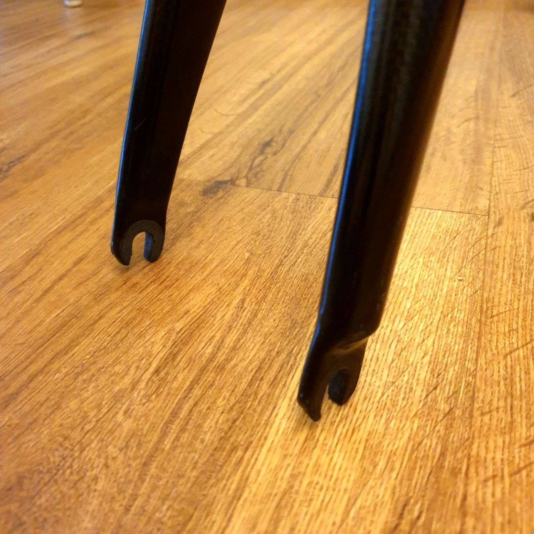 OEM T1100 Carbon Fiber Road Bike Frame (Rim Brake) S, Sports Equipment