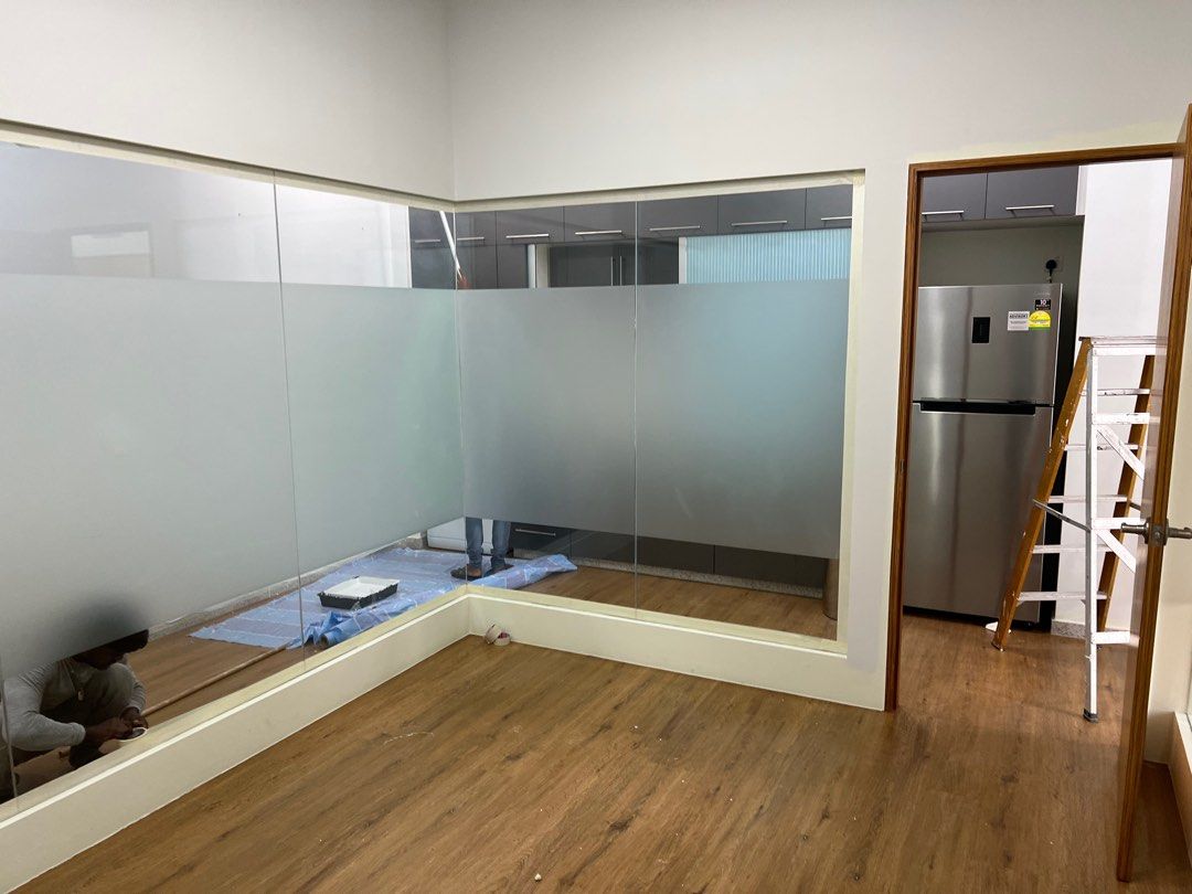 Painting and Removal / Painter / Hacking and Dismantle and Assemble and kitchen cabinet and wardrobe and Book shelf and Cupboard and House clearing and Disposal62863092988291112