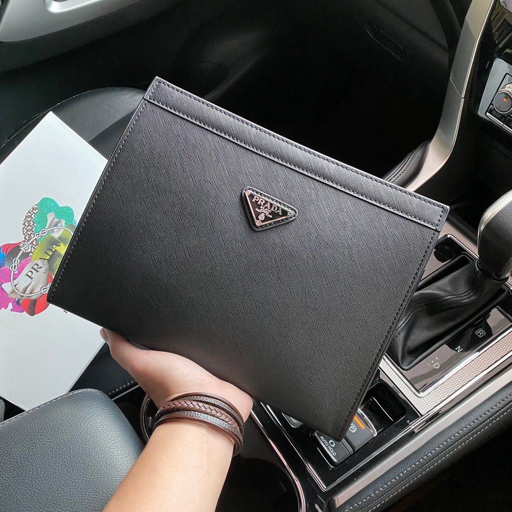 Clutch prada online