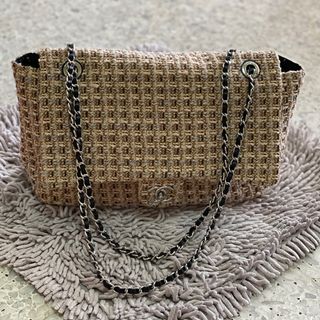 (Category: ) located in . Submitted by studsshop (Listing ID 1207177685, Image 1). Description: .