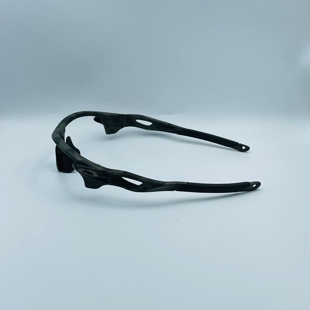 Rare Oakley Radarlock (A) Matte Green Camo custom frame only, Men's  Fashion, Watches & Accessories, Sunglasses & Eyewear on Carousell