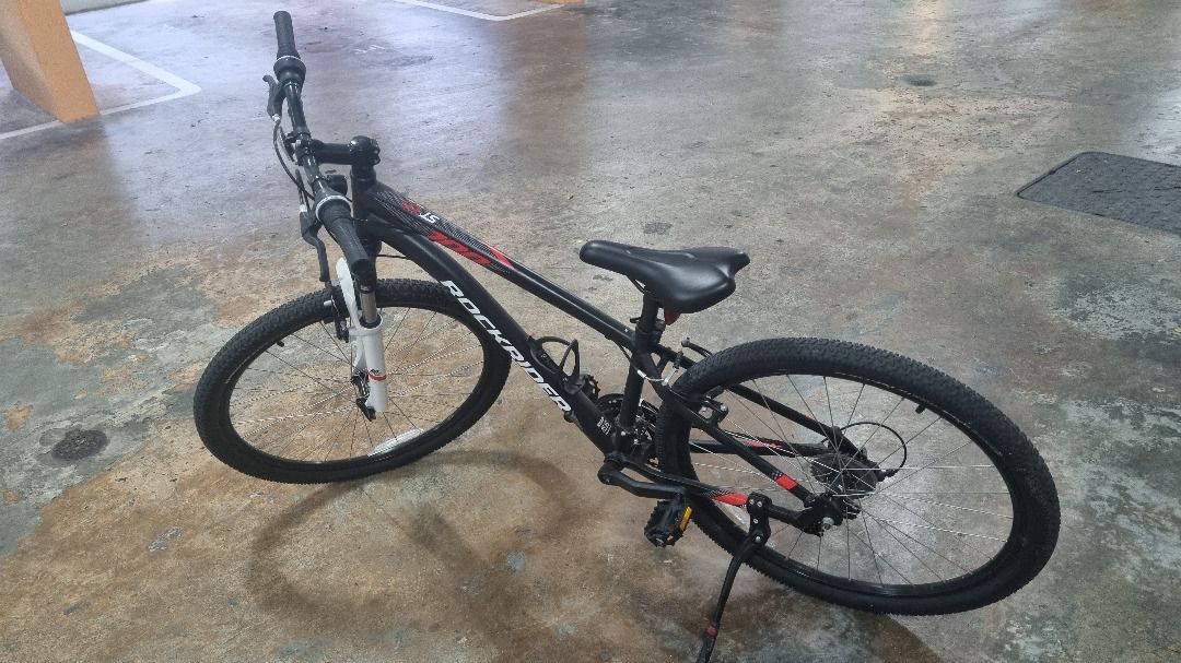 Rarely Used Bike Decathlon Rockrider ST100 Black Size M Sports