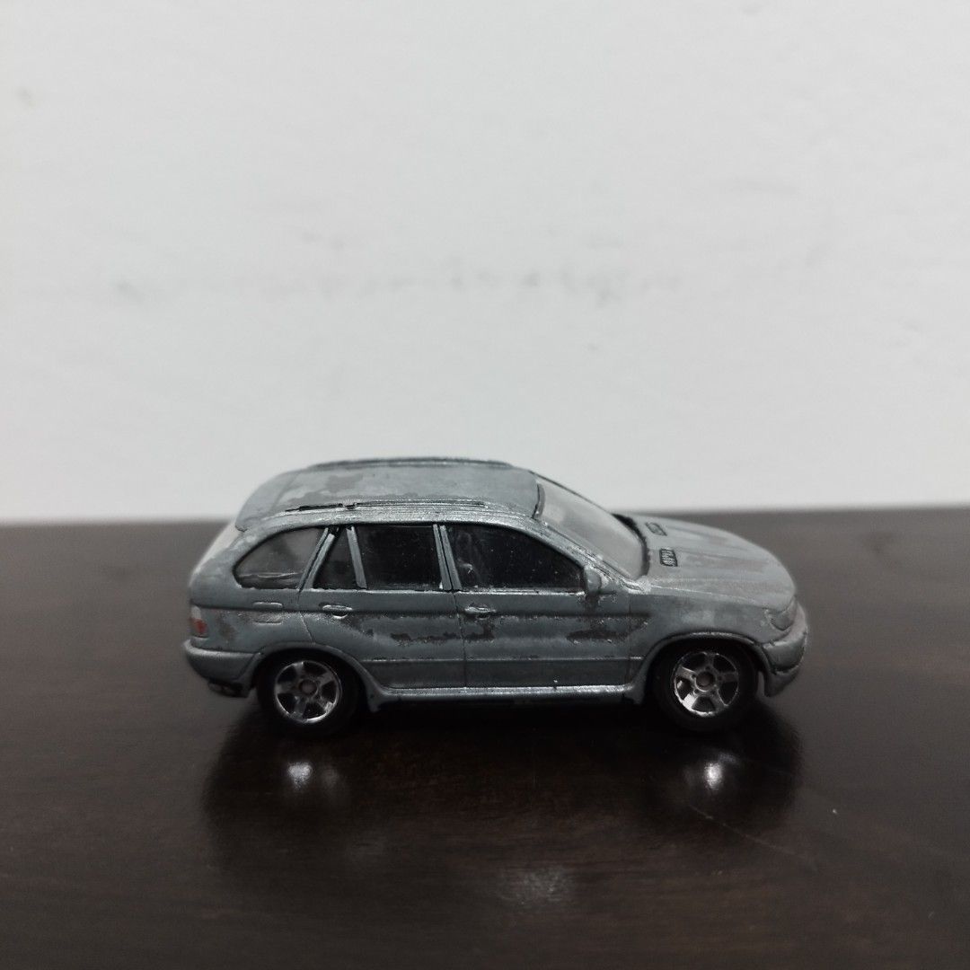 Realtoy BMW X5 like Hotwheels Tomica Majorette Welly Kyosho Maisto