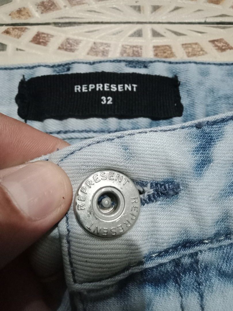 Represent jeans knee destroyer (Category: Jeans) located in Cebu City. Submitted by hustler_69 (Listing ID 1207174808, Image 3). Description: represent jeans stretchable knee destroyer bleach blue size 32 excellent condition no altration.