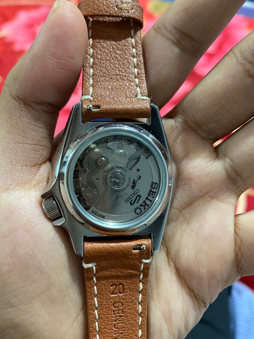 Seiko 5 Srpe57, Men's Fashion, Watches & Accessories, Watches on Carousell