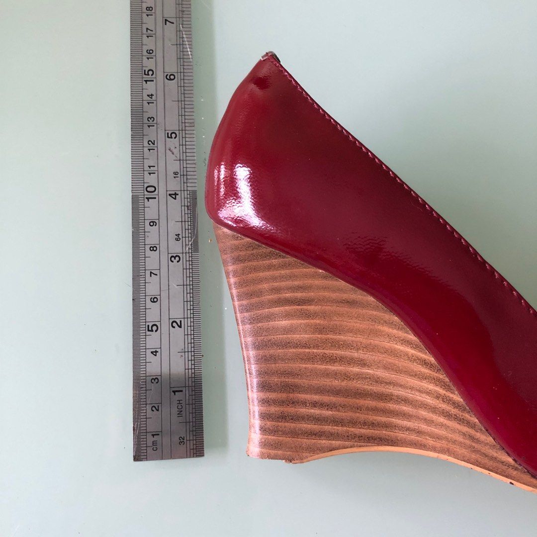 Sexy red wedges online