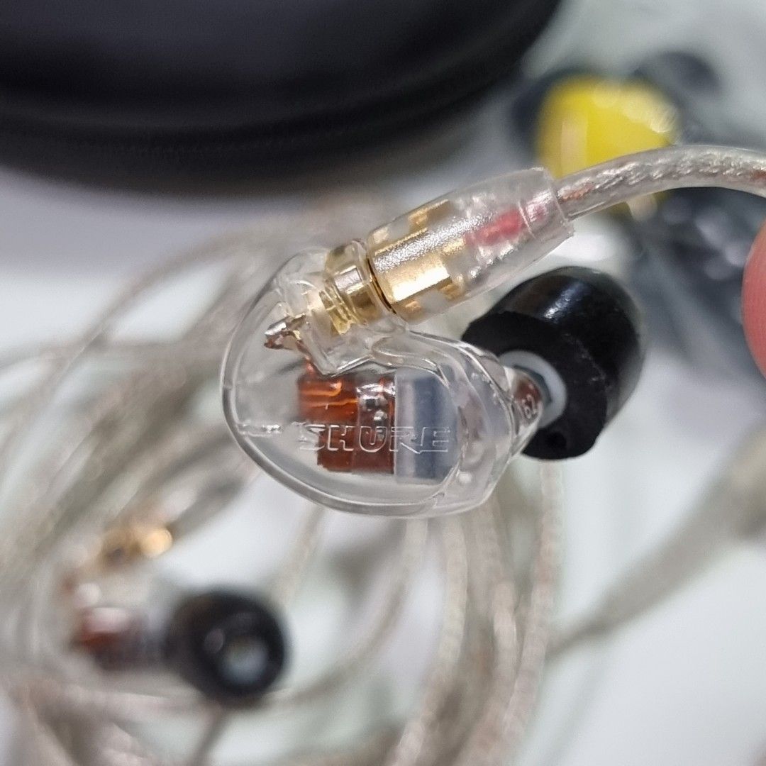 Shure se425 hotsell review