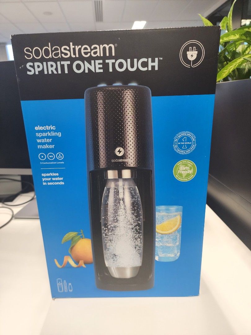 Sodastream Spirit One Touch, TV & Home Appliances, Kitchen Appliances