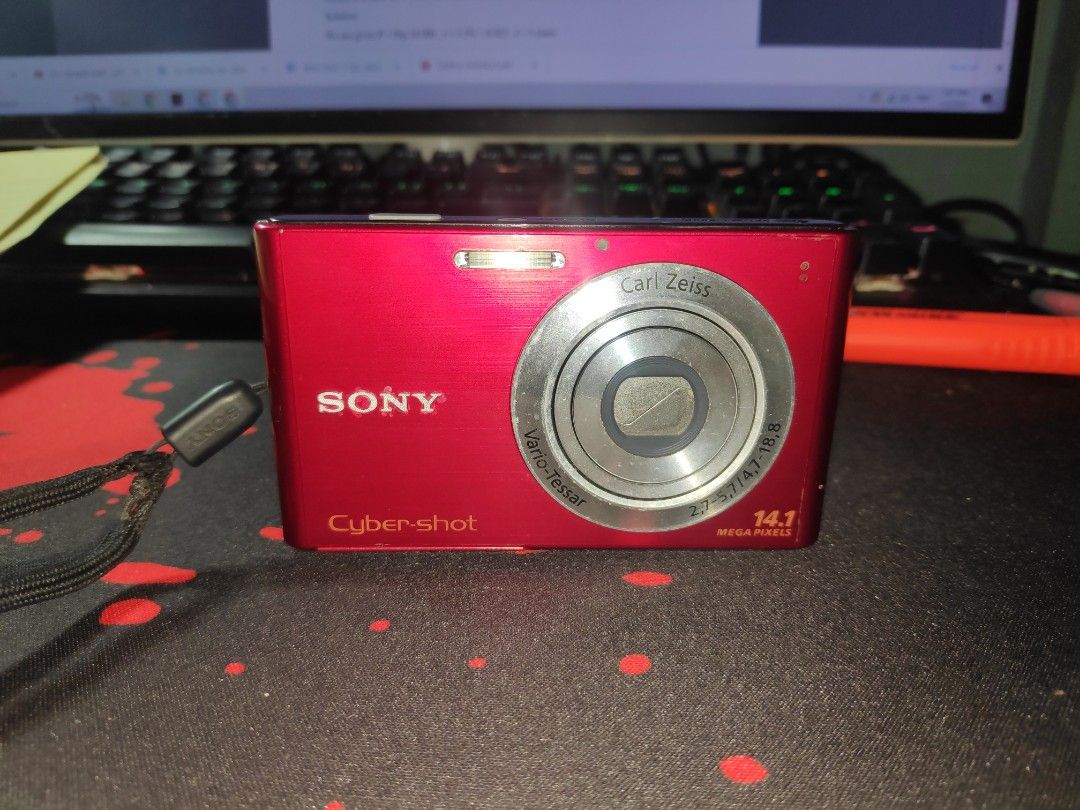 Sony Cyber shot (14.1 megapixels), Photography, Cameras on Carousell